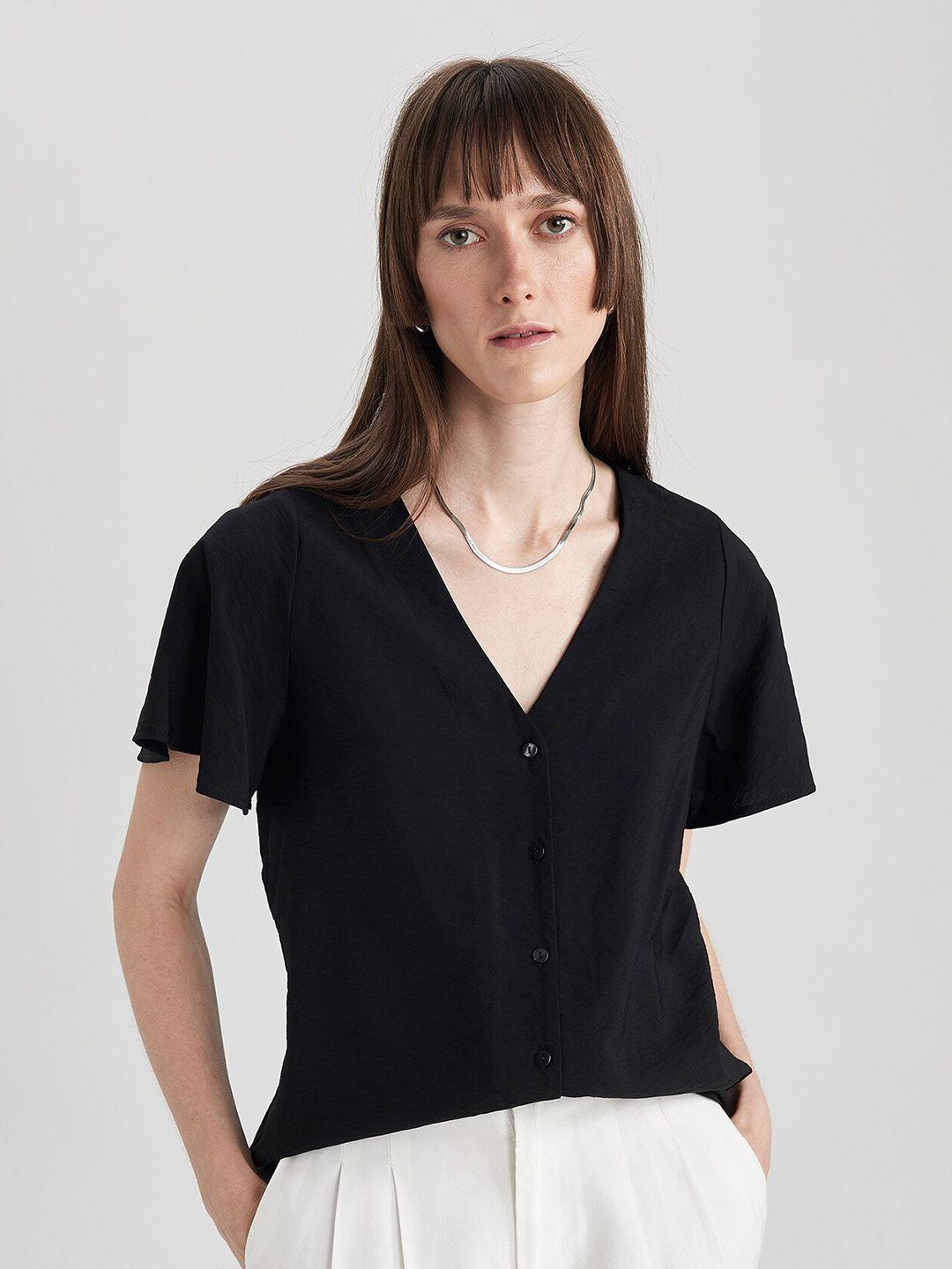 defacto flared v-neck shirt style top