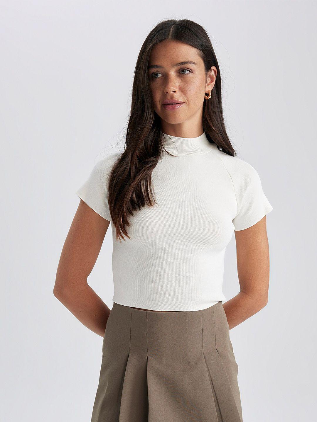 defacto high neck crop fitted top