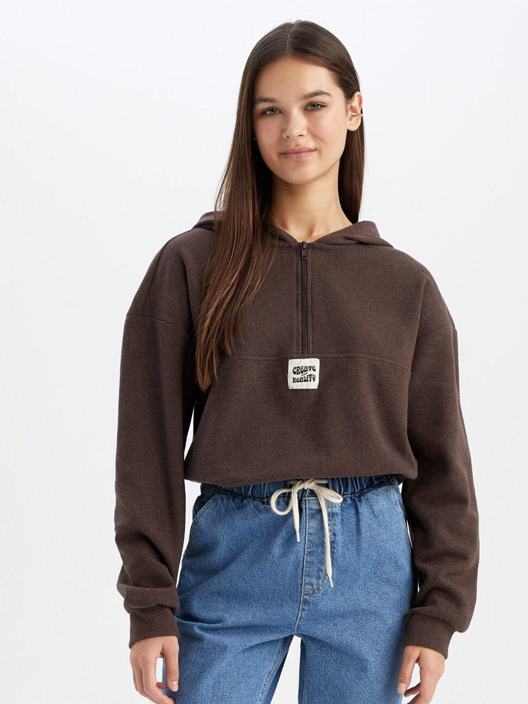 defacto hooded pullover cropped cotton sweatshirt