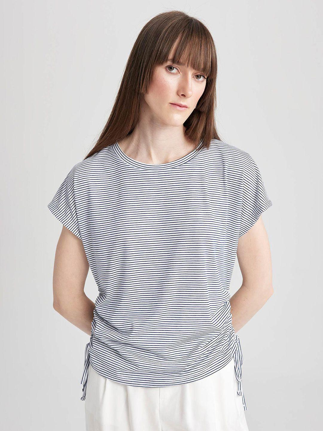 defacto horizontal striped casual top