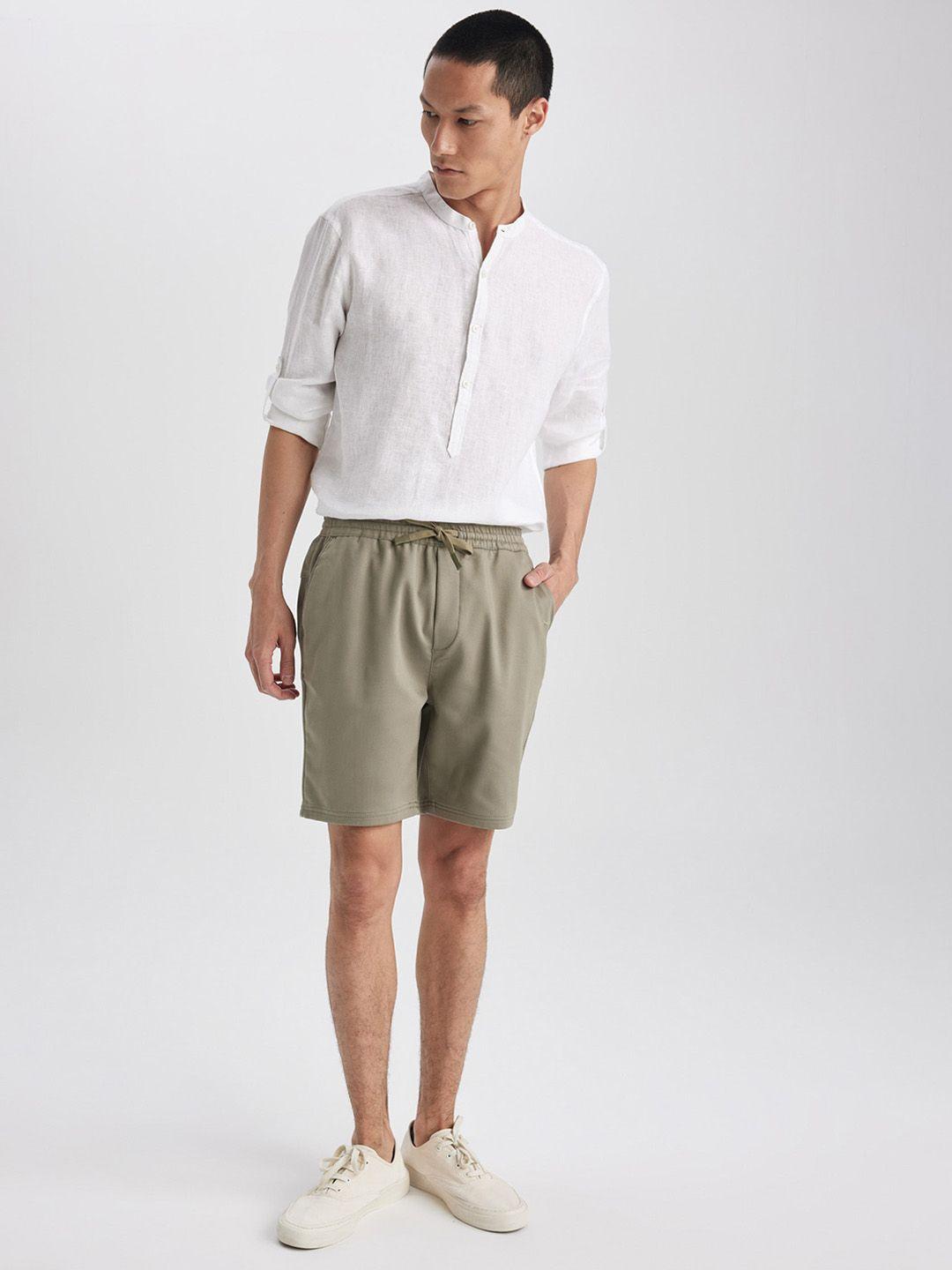 defacto men mid-rise regular shorts