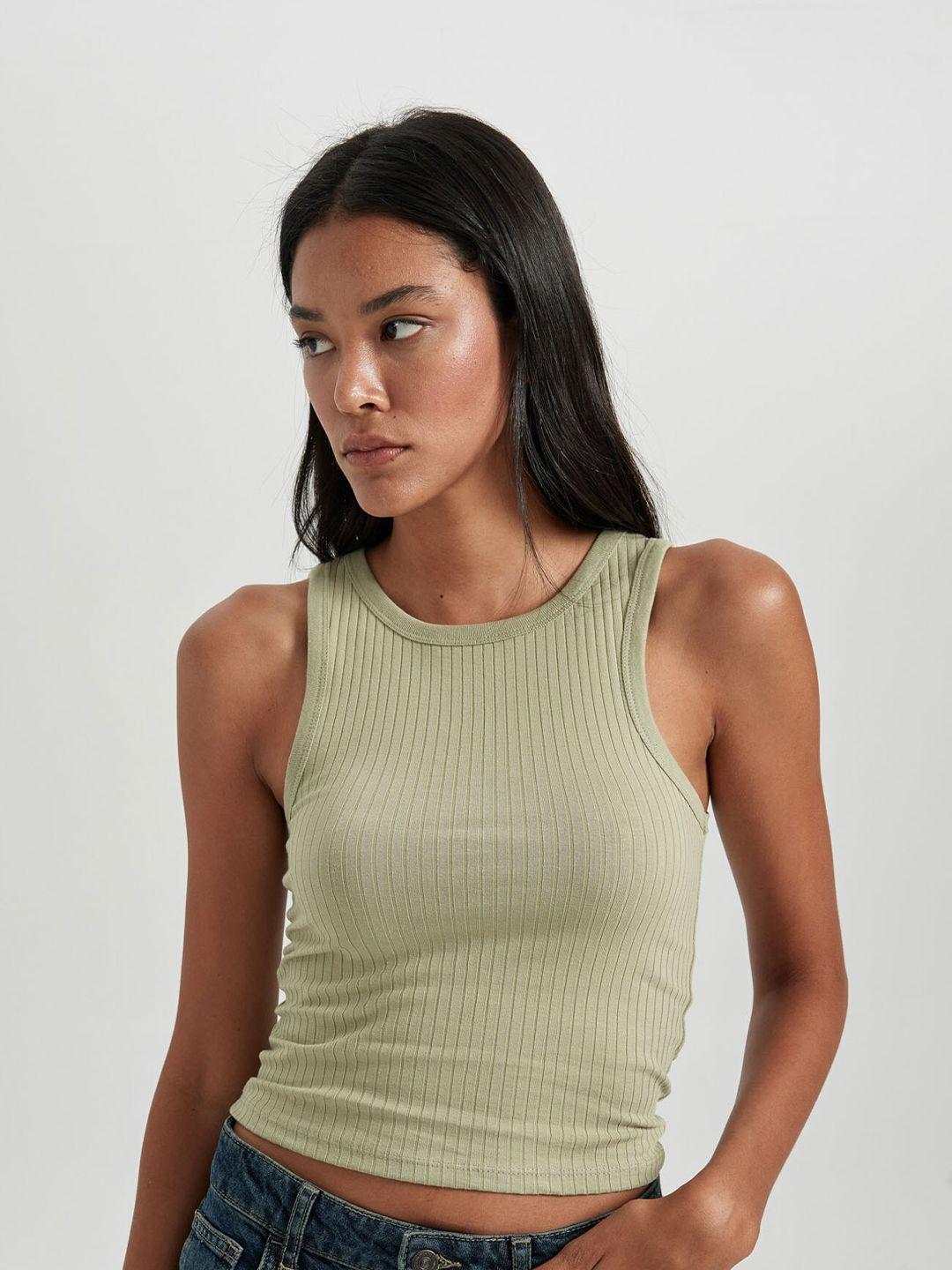 defacto round neck sleeveless crop top