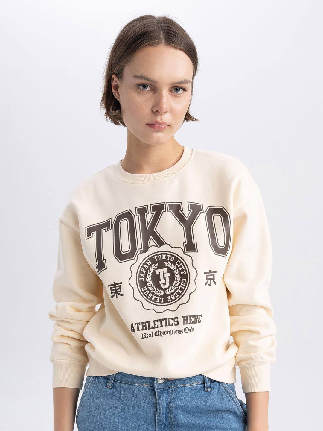 defacto typography printed pullover