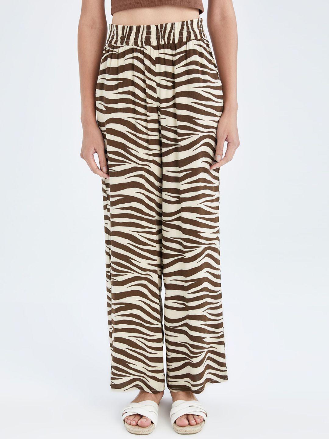 defacto women animal printed regular fit mid-rise parallel trousers