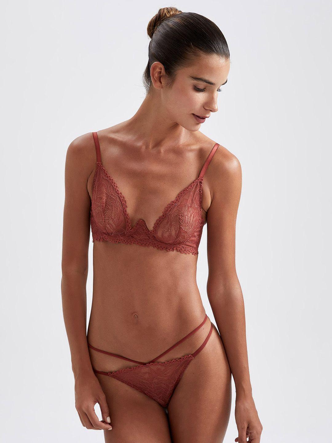 defacto women nude pink self design lingerie set
