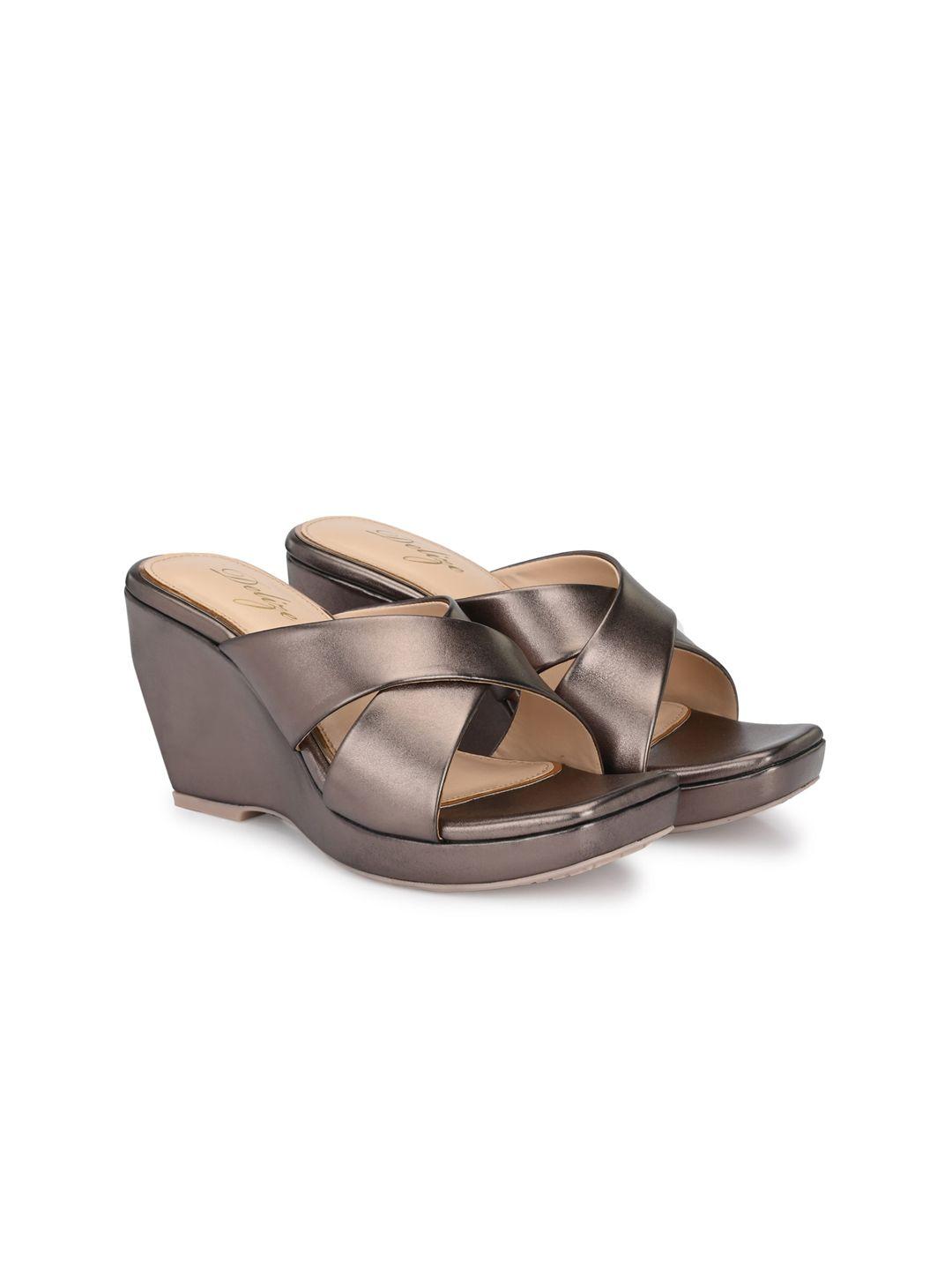 delize grey wedge sandals