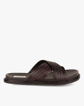 deltaa slides with criss-cross straps