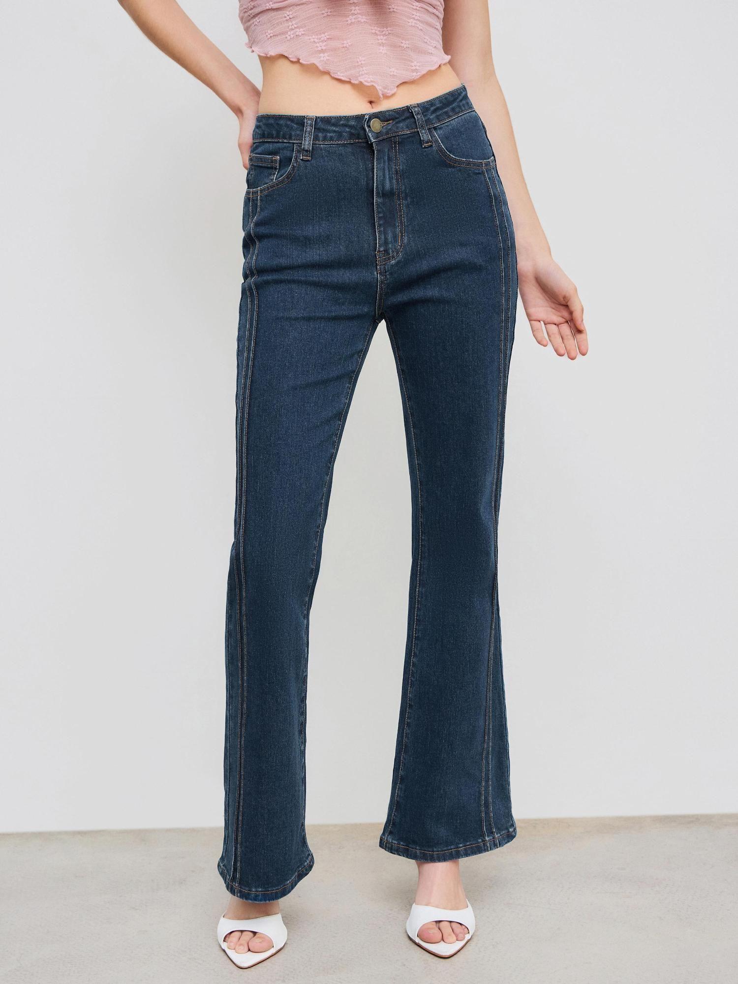 denim mid rise solid flared jeans