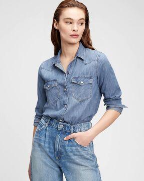 denim shirt with flap pockets