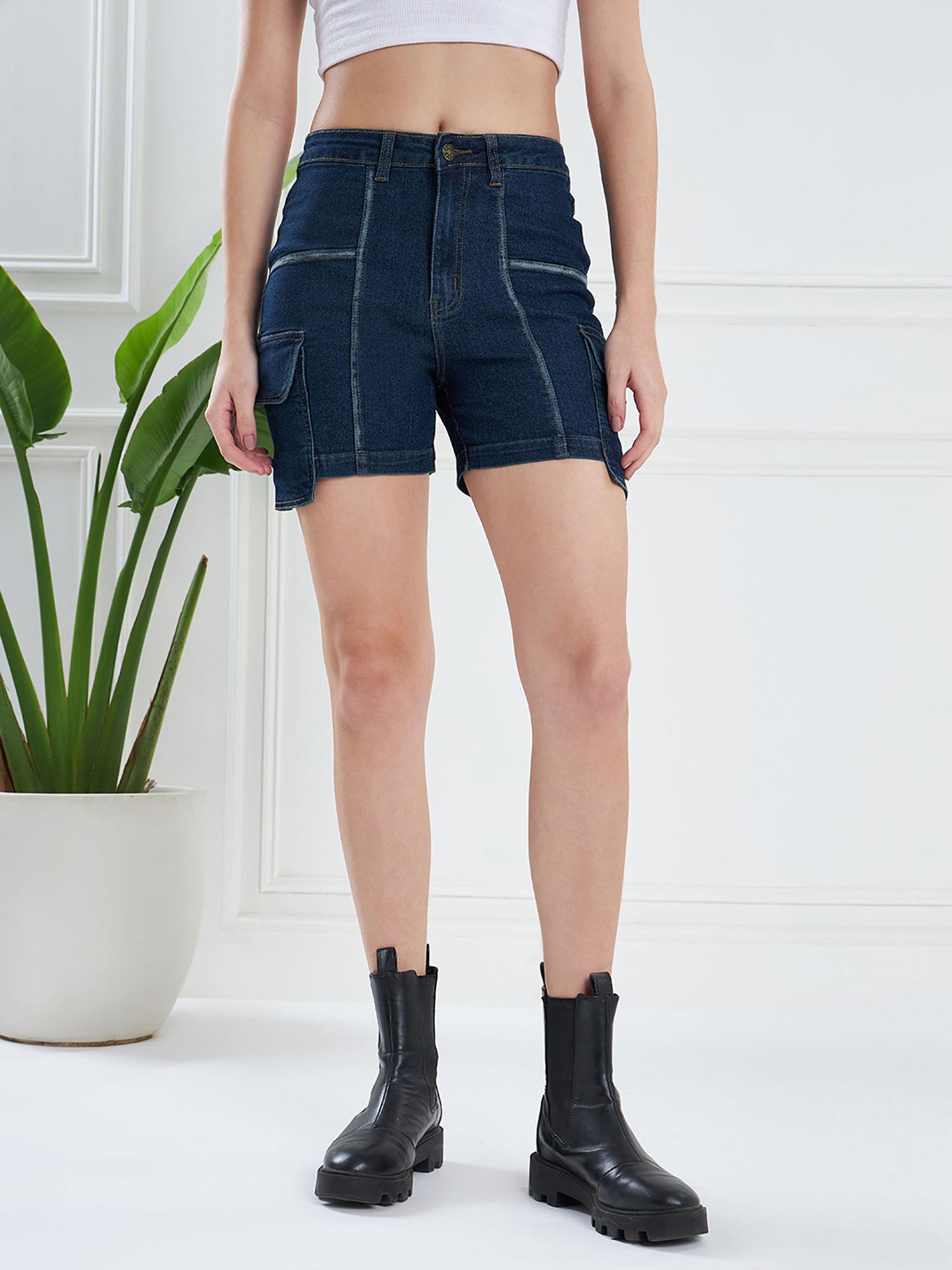 denim shorts with side pockets