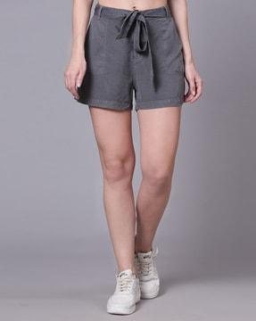 denim shorts with waist tie-up