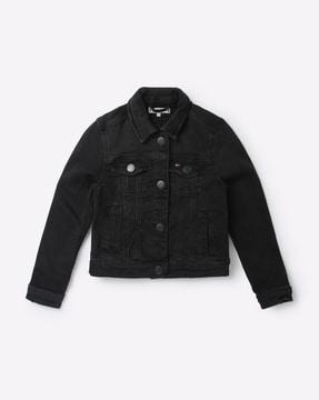 denim trucker jacket with flap pockets