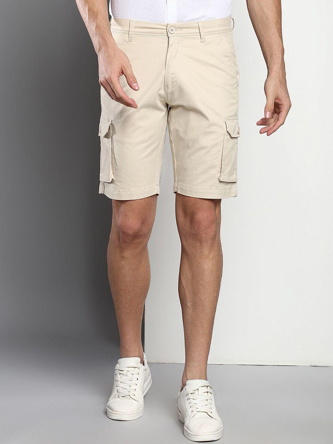 dennis lingo men slim fit mid-rise cargo shorts