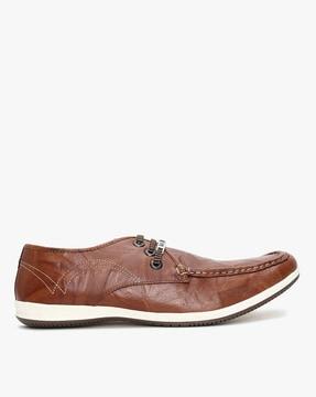 derby textured shoes