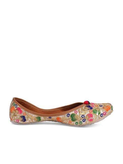 desi colour women's multicoloured ethnic juttis