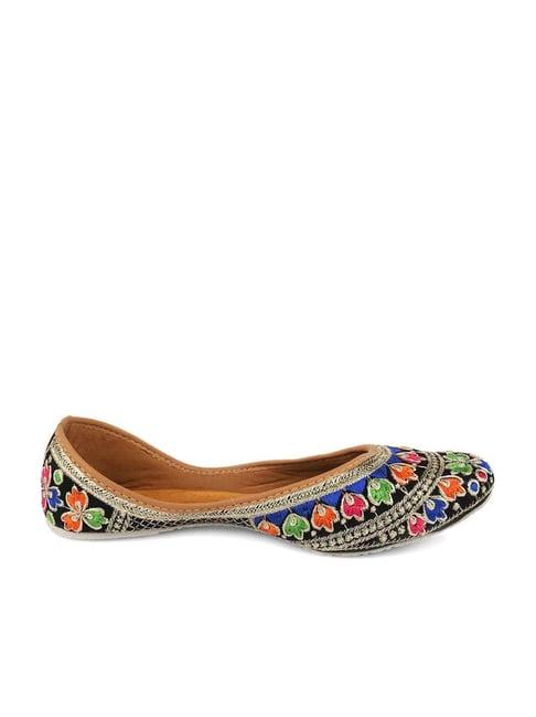 desi colour women's multicoloured ethnic juttis