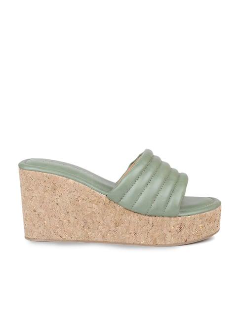 design crew women's green casual wedges