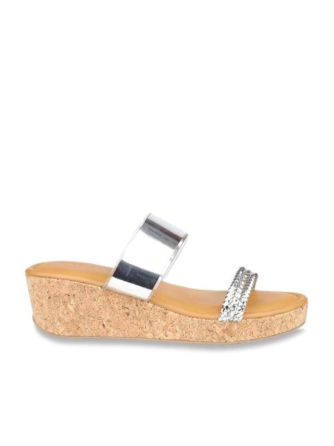 design crew women's silver casual wedges