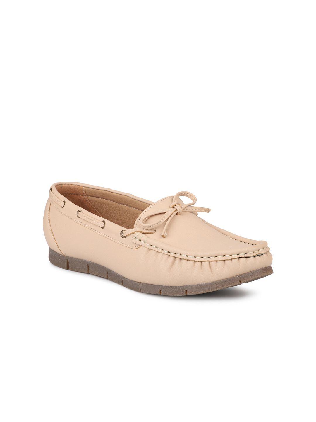 design crew women beige boat shoes