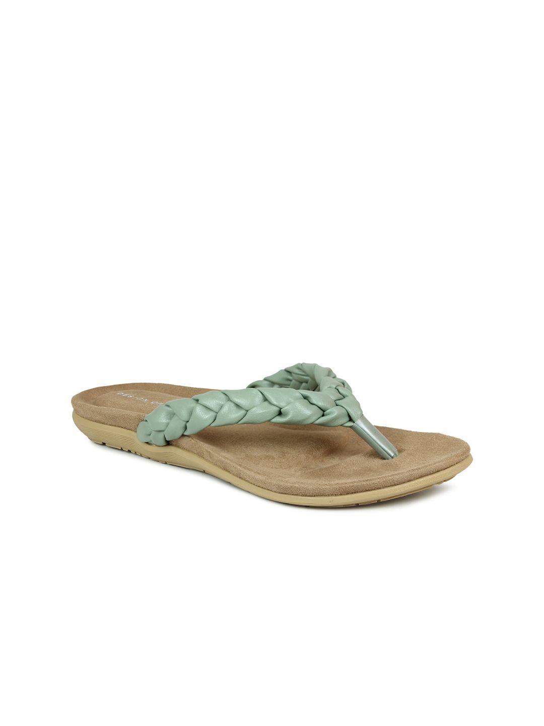 design crew women green t-strap flats