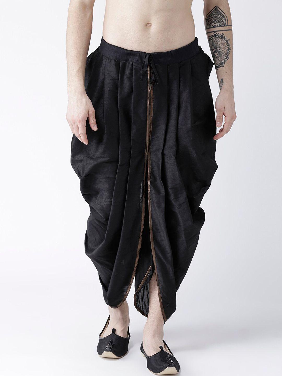 deyann men black solid dhoti