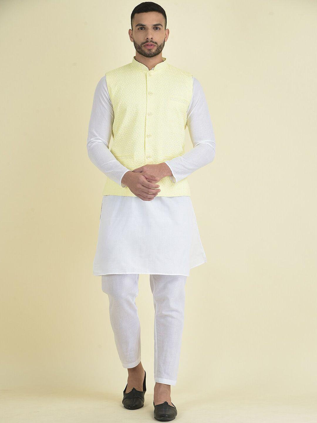 deyann men ethnic motifs embroidered pure cotton kurta with pyjamas