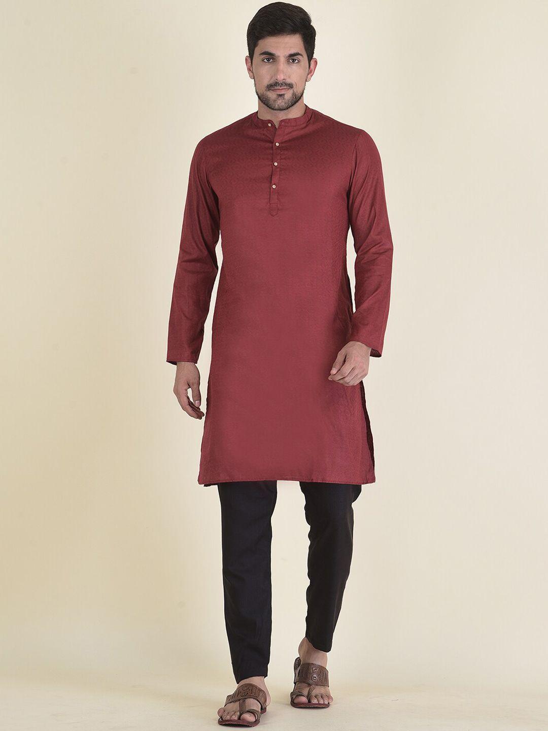 deyann men maroon kurta with pyjama