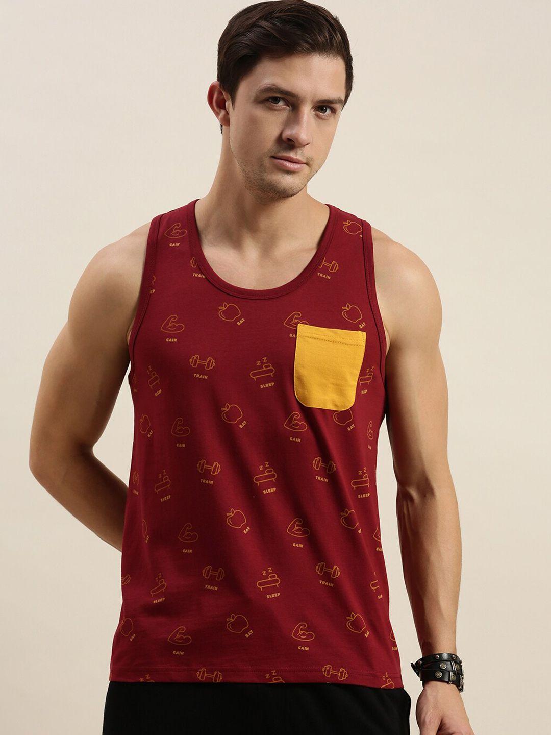 difference of opinion men maroon printed pockets t-shirt
