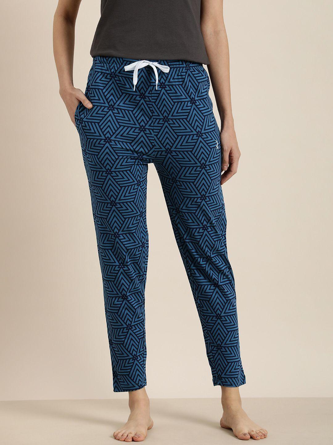 dillinger women geometric printed pure cotton regular fit track pants
