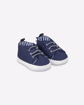 dino pram lace-up casual shoes