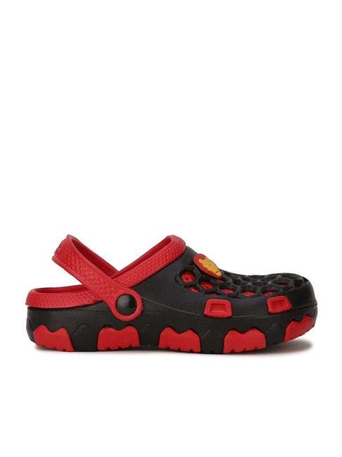 disney by bata kids black & red back strap clogs