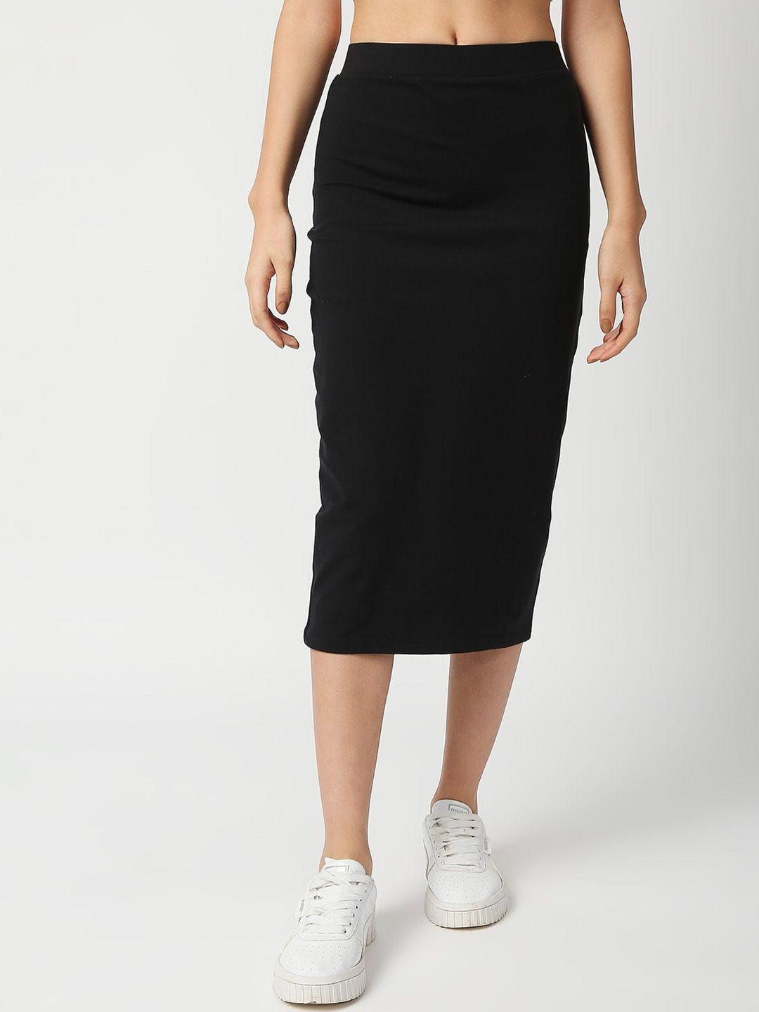 disrupt women black solid slim fit midi skirts