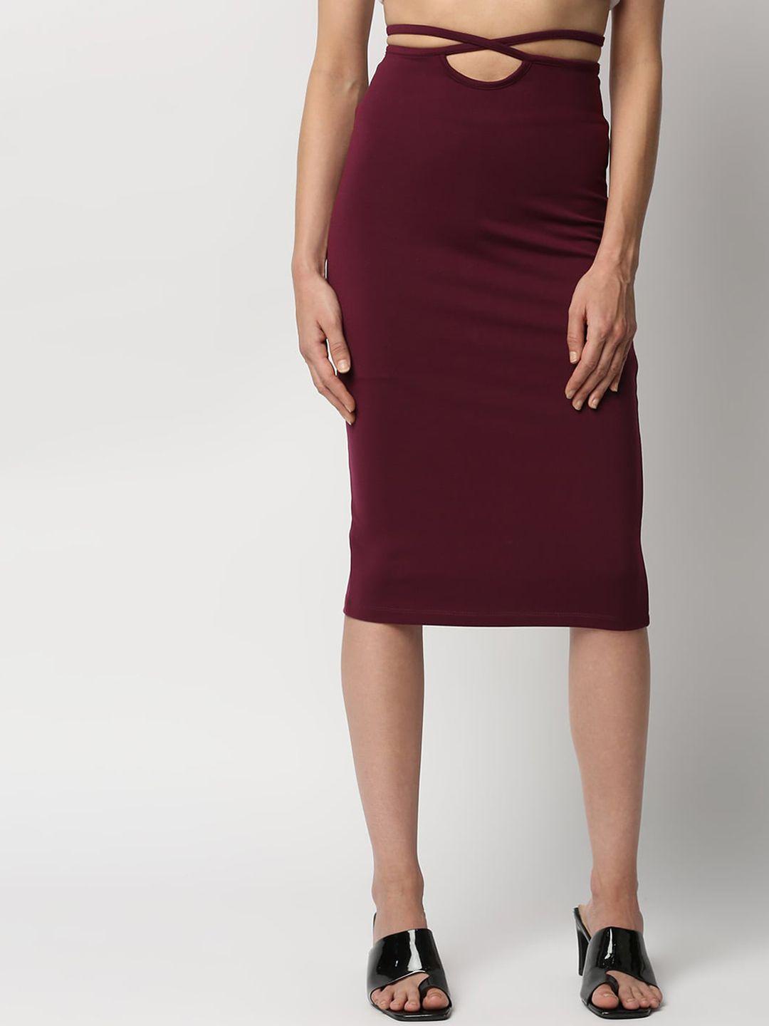 disrupt women wine-purple solid slim-fit pencil midi skirt