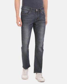 distressed mid-rise washed slim fit jeans