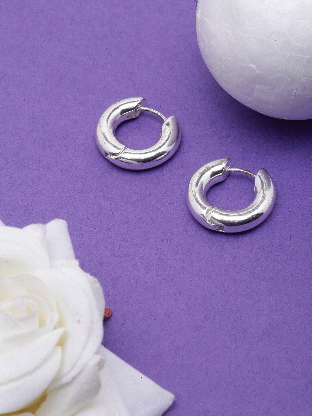 diva walk silver-plated circular hoop earrings