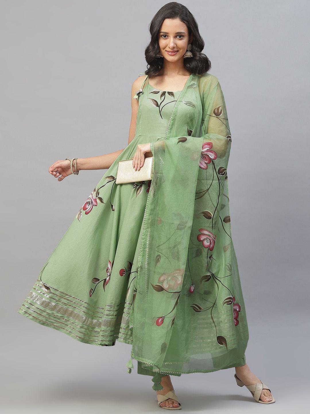 divena women green floral printed gotta patti pure cotton kurta with trousers & with dupatta