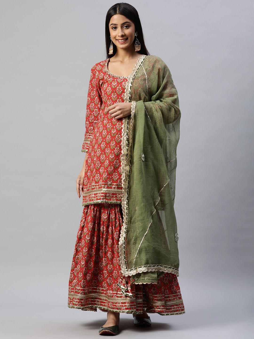 divena women maroon & green ethnic printed pure cotton kurta with sharara & with dupatta