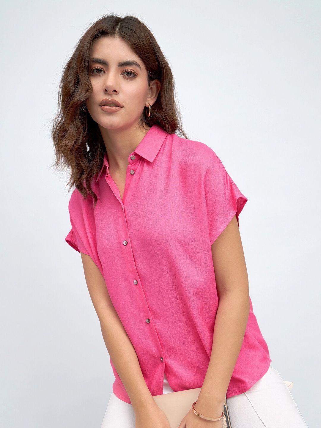 dl woman boxy extended sleeves casual shirt