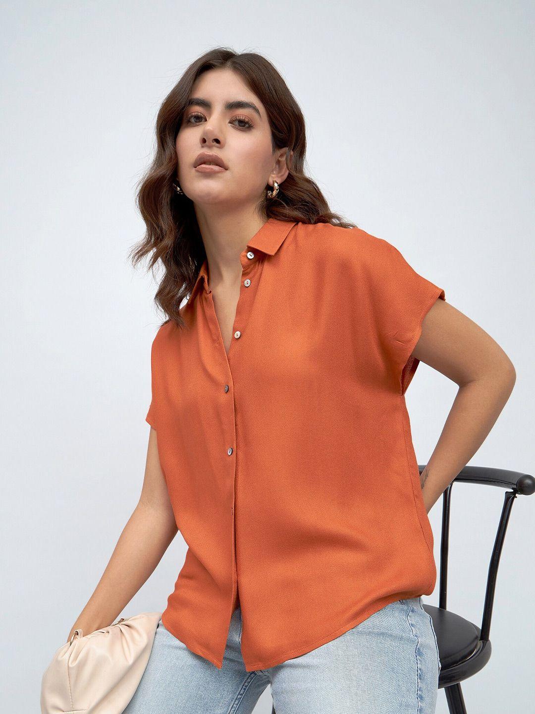 dl woman extended sleeves relaxed fit boxy casual shirt