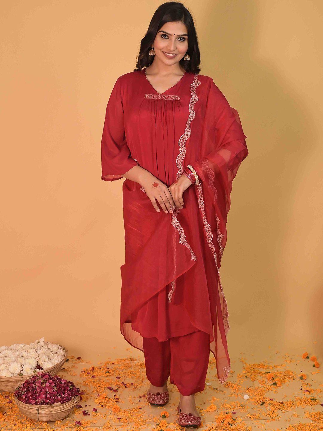 do dhaage  floral embroidered sequinned a-line kurta & trousers with dupatta