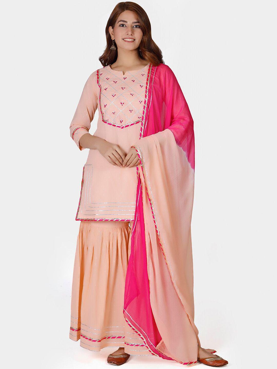 do dhaage women peach-coloured embroidered gotta patti pure cotton kurti with sharara & with dupatta