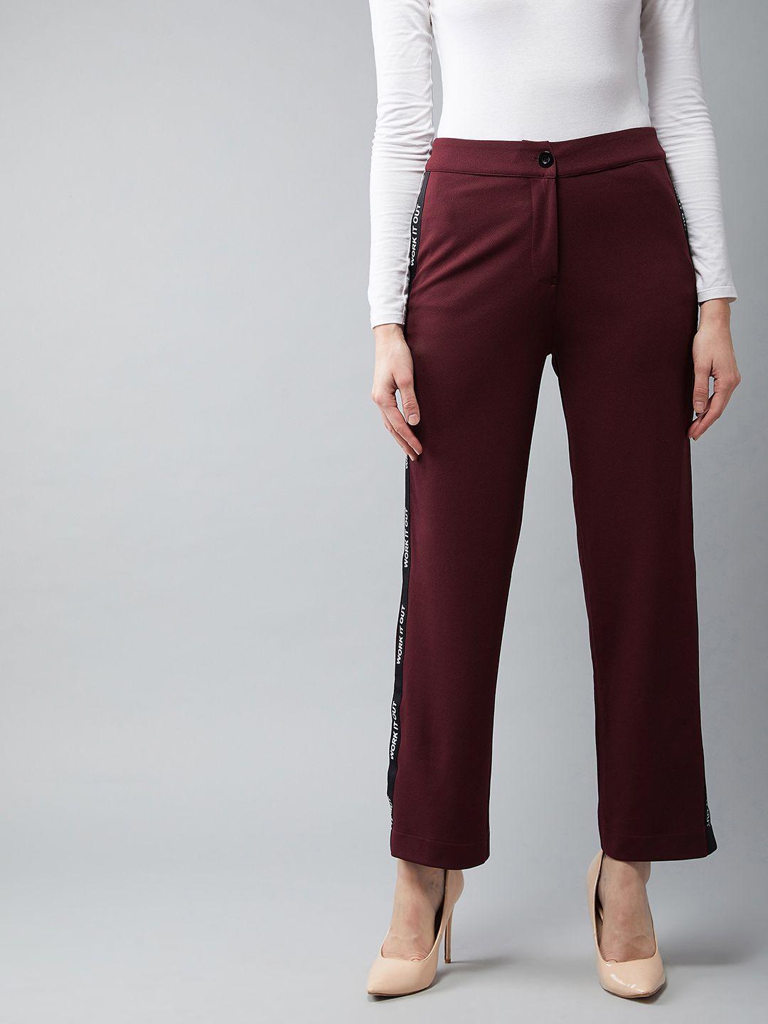 dolce crudo women maroon solid cropped regular trousers
