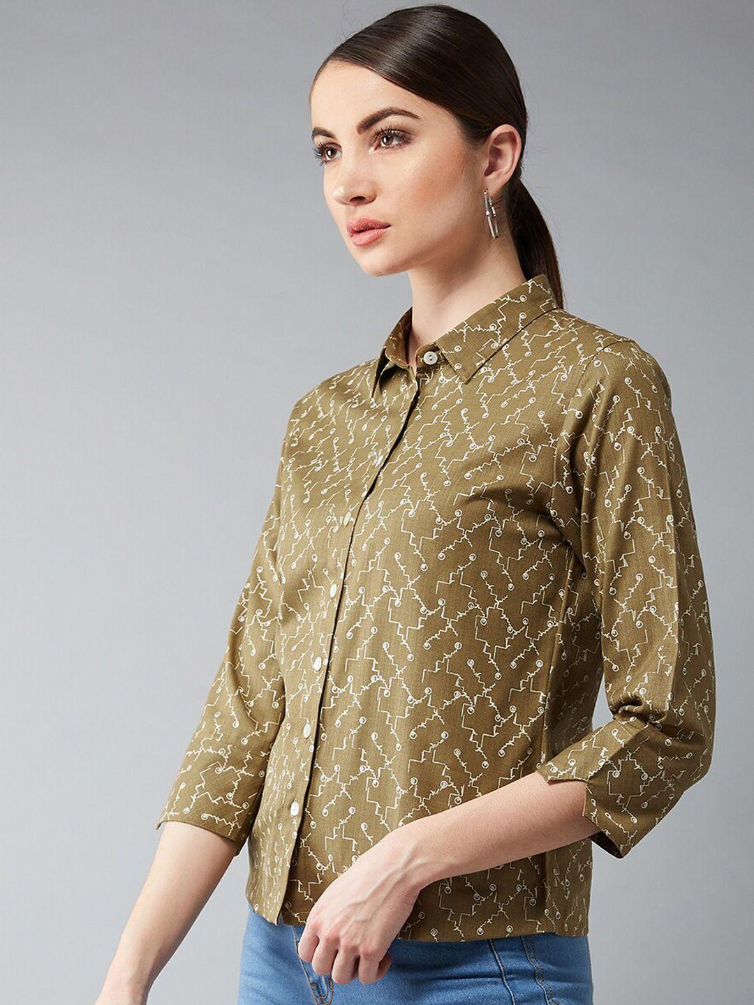 dolce crudo women olive green & white regular fit printed casual shirt