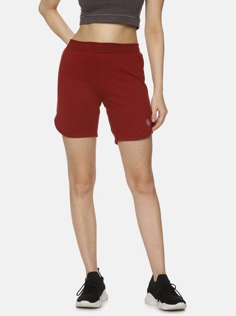 domin8 maroon graphic print sports shorts