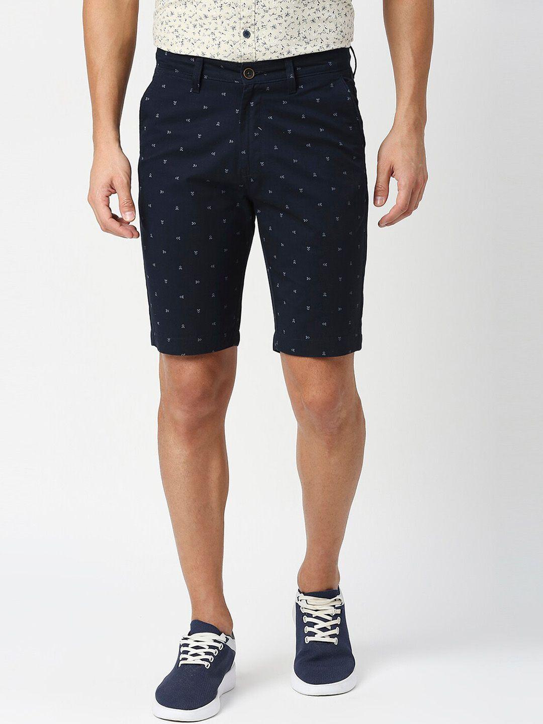 dragon hill men mid-rise geometric printed slim fit chino shorts