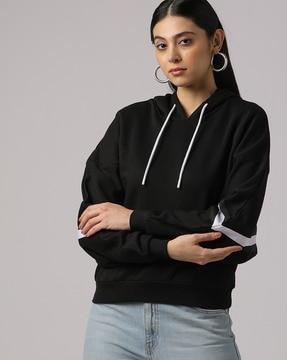 drawstring hoodie with contrast stripes