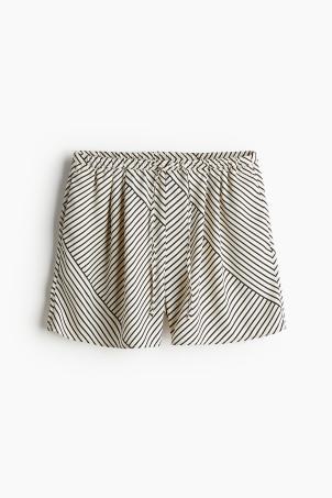 drawstring shorts