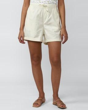 drawstring waist shorts with insert pockets