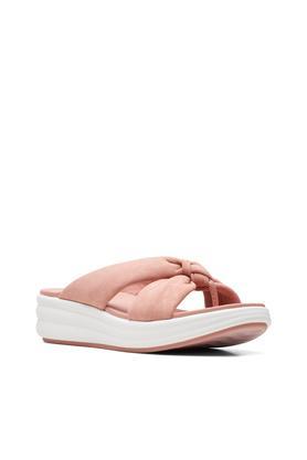 drift ave synthetic casual wear women's sandals - peach