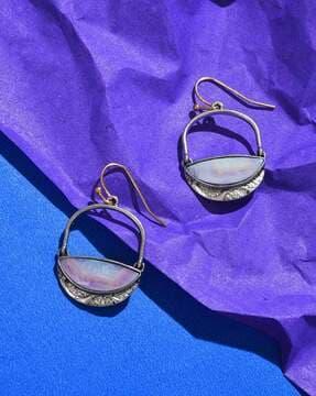 drop earrings with shell